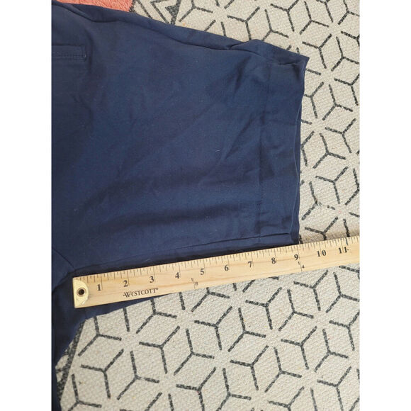 ATHLETA NAVY PULL ON SHORTS W ZIPPER POCKETS, SZ MEDIUM - Picture 9 of 11